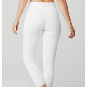 Alo Yoga- 7/8 HIGH-WAIST AIRBRUSH LEGGING - WHITE